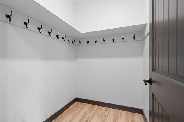 837 RIVERS, De Pere, WI 54115