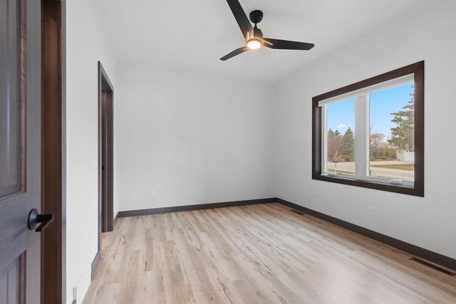 837 RIVERS, De Pere, WI 54115