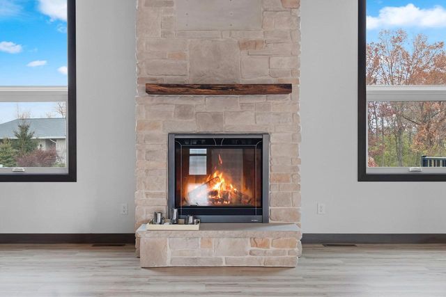 837 RIVERS, De Pere, WI 54115