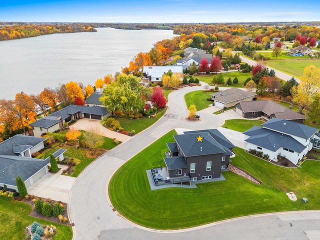 837 RIVERS, De Pere, WI 54115