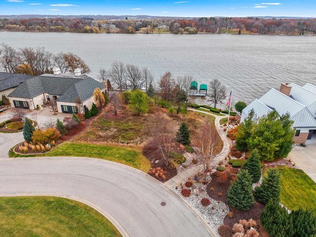 837 RIVERS, De Pere, WI 54115