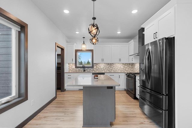 837 RIVERS, De Pere, WI 54115