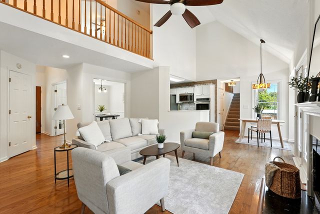 213 McCreary Hts, Dickson, TN 37055