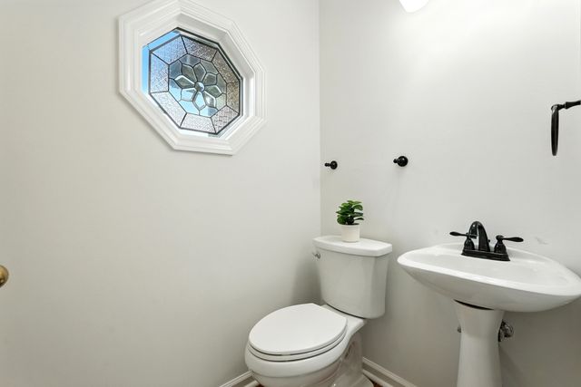 213 McCreary Hts, Dickson, TN 37055