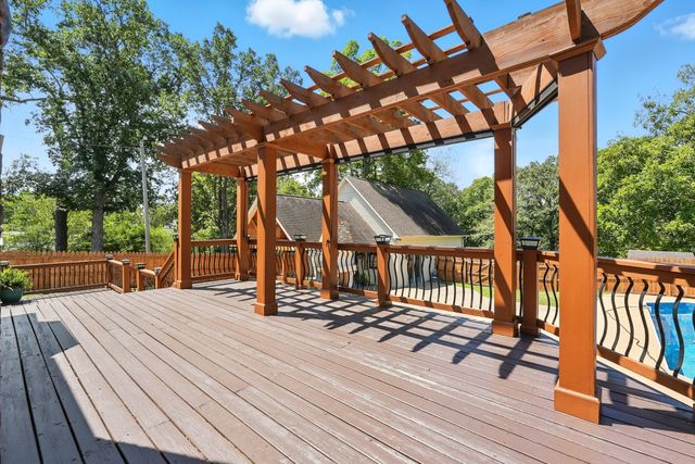 213 McCreary Hts, Dickson, TN 37055