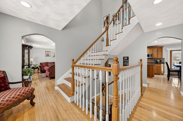 155 Sagamore Road, Seekonk, MA 02771