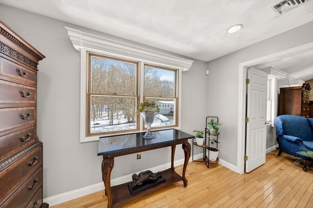 155 Sagamore Road, Seekonk, MA 02771