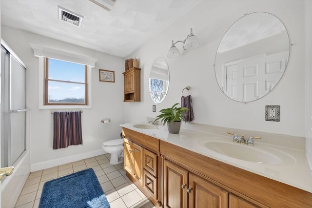 155 Sagamore Road, Seekonk, MA 02771