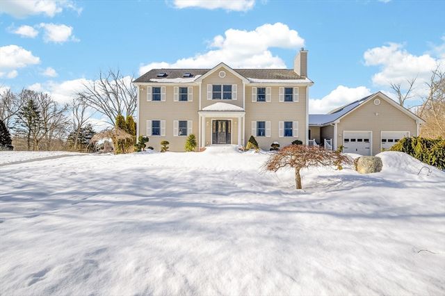 155 Sagamore Road, Seekonk, MA 02771