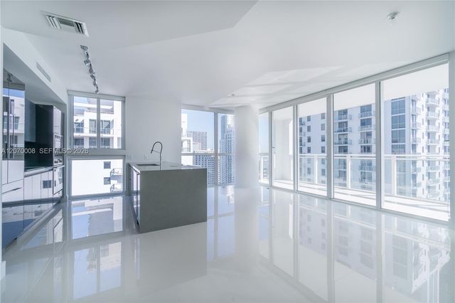 1080 Brickell Avenue 3406, Miami, FL 33131