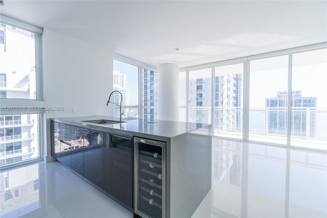 1080 Brickell Avenue 3406, Miami, FL 33131