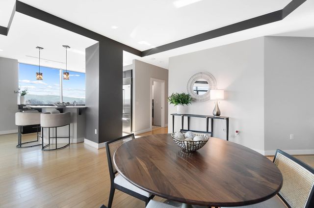 1 Roebling Way, 906, Covington, KY 41011