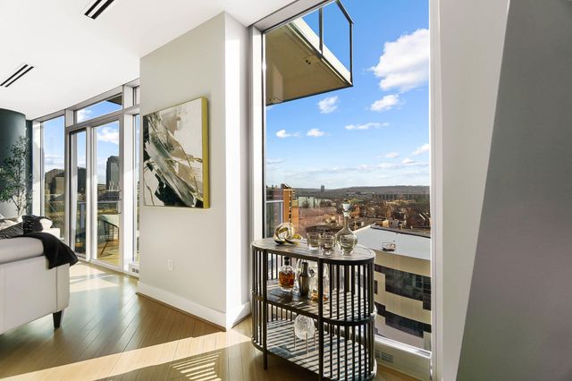 1 Roebling Way, 906, Covington, KY 41011