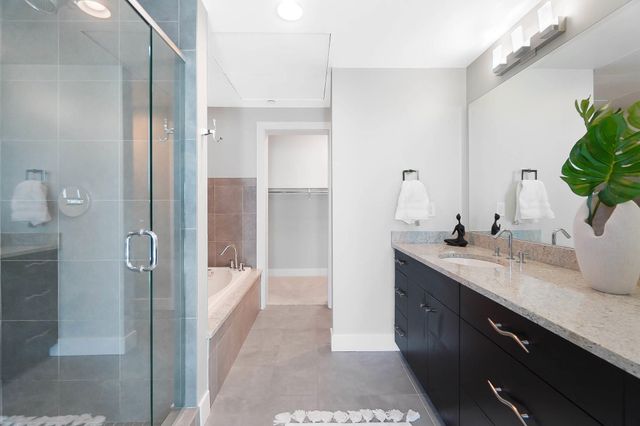 1 Roebling Way, 906, Covington, KY 41011