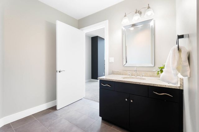 1 Roebling Way, 906, Covington, KY 41011