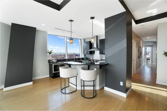 1 Roebling Way, 906, Covington, KY 41011