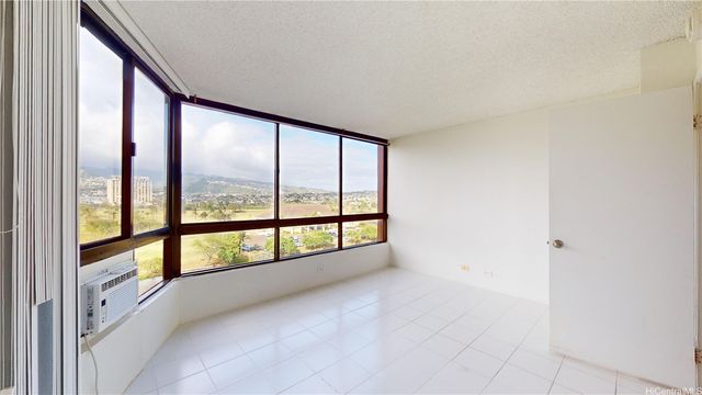 320 Liliuokalani Avenue 903, Honolulu, HI 96815