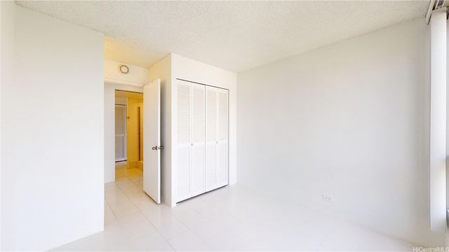 320 Liliuokalani Avenue 903, Honolulu, HI 96815