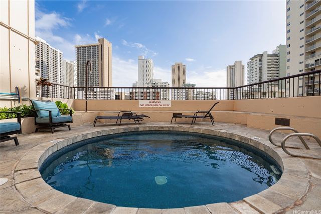 320 Liliuokalani Avenue 903, Honolulu, HI 96815