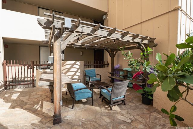 320 Liliuokalani Avenue 903, Honolulu, HI 96815