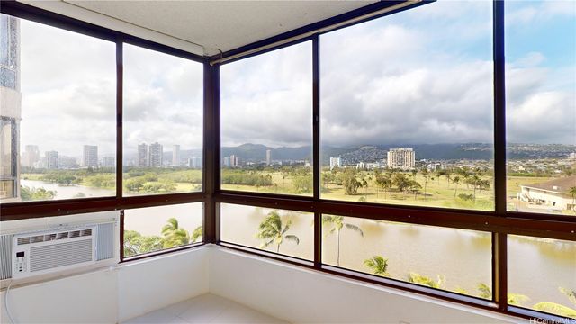 320 Liliuokalani Avenue 903, Honolulu, HI 96815