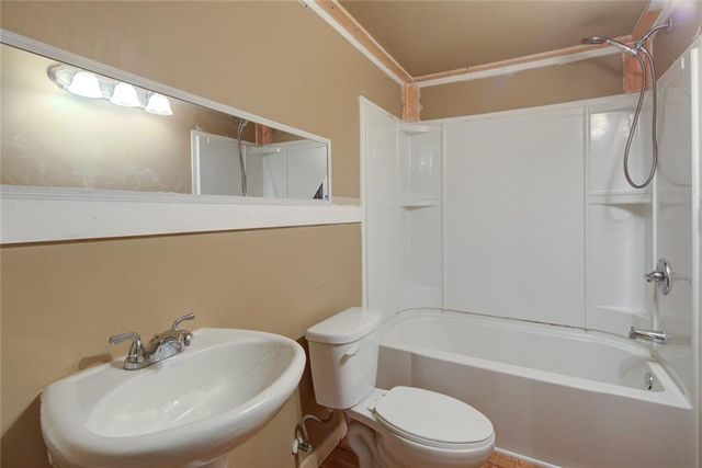 6960 N Glen Drive, Cumming, GA 30028
