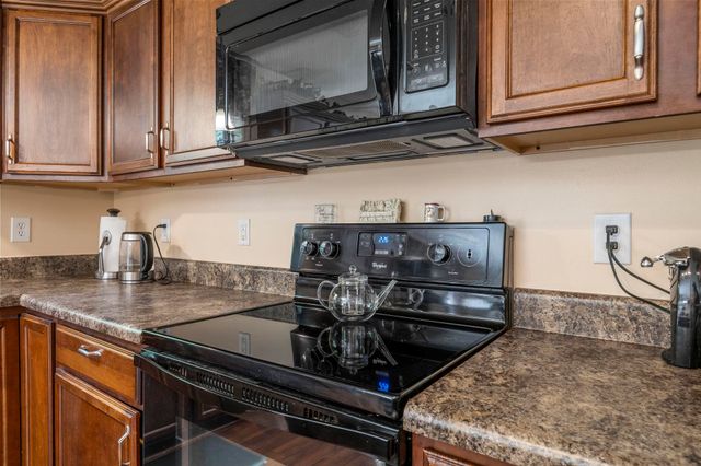 610 Chastine Drive, Spartanburg, SC 29301