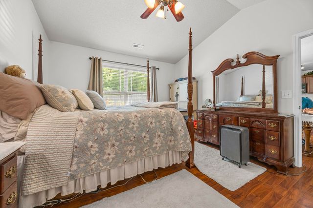 610 Chastine Drive, Spartanburg, SC 29301