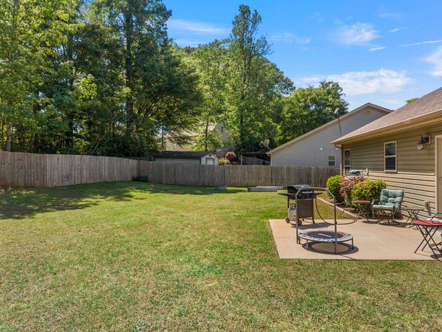 610 Chastine Drive, Spartanburg, SC 29301