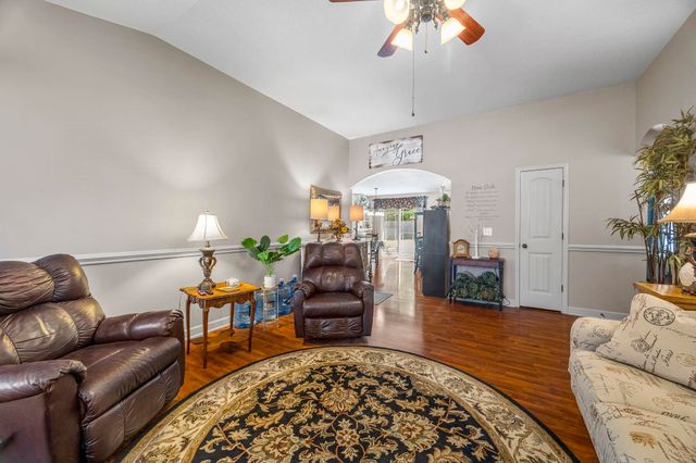 610 Chastine Drive, Spartanburg, SC 29301