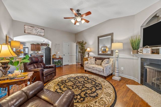 610 Chastine Drive, Spartanburg, SC 29301