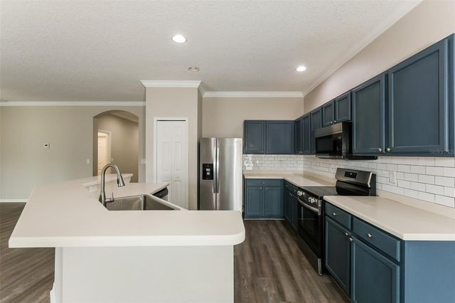 814 COADE STONE DRIVE, Seffner, FL 33584