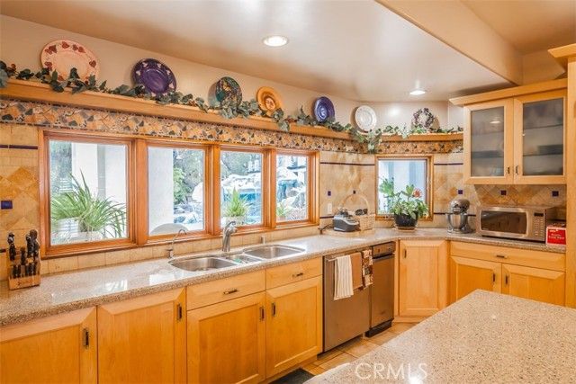 4305 N Sunflower Avenue, Covina, CA 91724