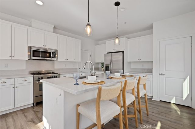 403 Aura Drive, Costa Mesa, CA 92626