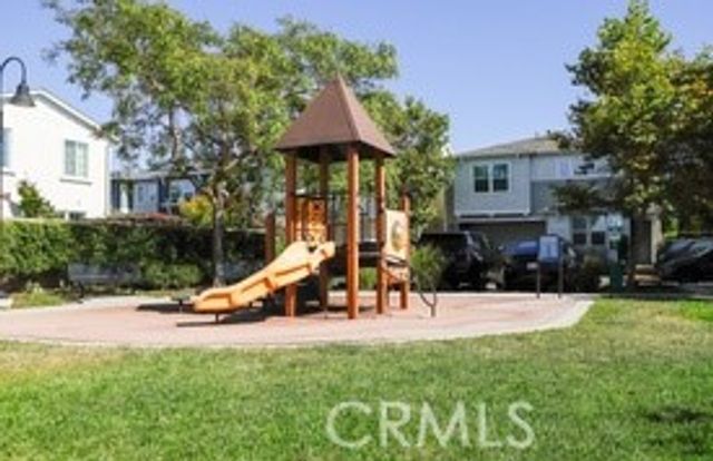 403 Aura Drive, Costa Mesa, CA 92626