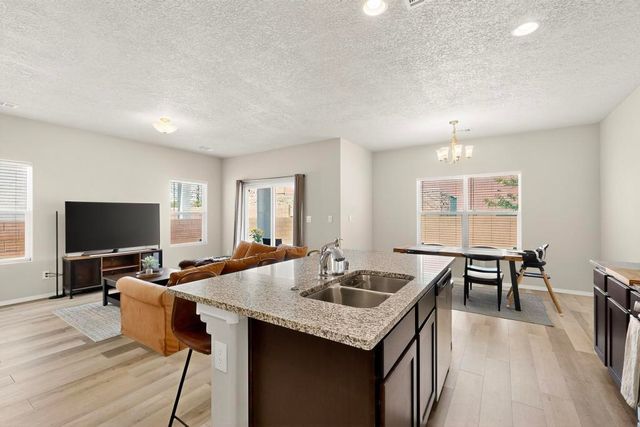 9609 Sage Ranch Court SW, Albuquerque, NM 87121