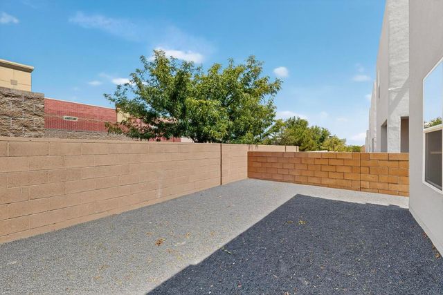 9609 Sage Ranch Court SW, Albuquerque, NM 87121