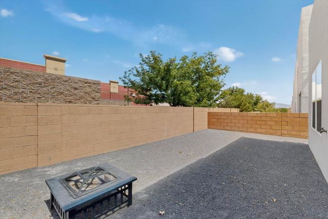 9609 Sage Ranch Court SW, Albuquerque, NM 87121