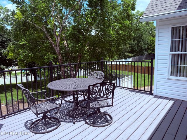 1315 Grenoble Drive, Knoxville, TN 37909