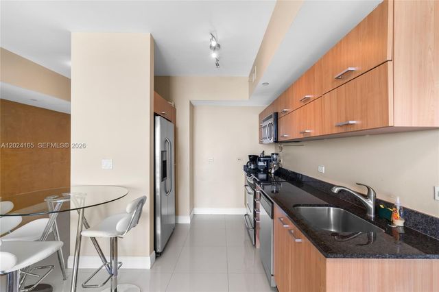 350 S Miami Ave 2515, Miami, FL 33130