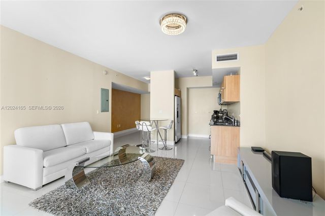 350 S Miami Ave 2515, Miami, FL 33130