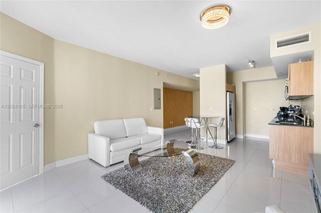 350 S Miami Ave 2515, Miami, FL 33130