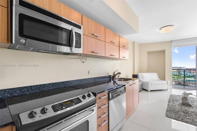 350 S Miami Ave 2515, Miami, FL 33130