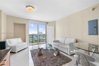 350 S Miami Ave 2515, Miami, FL 33130