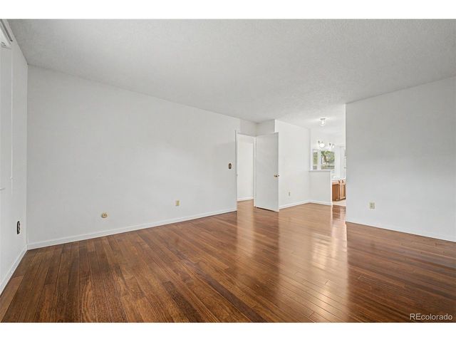 7072 S Eudora St, Centennial, CO 80122
