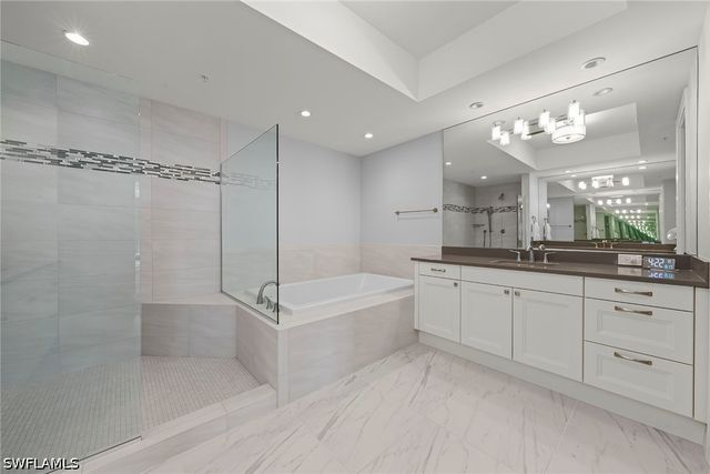 4800 Pelican Colony BLVD 1003, Bonita Springs, FL 34134