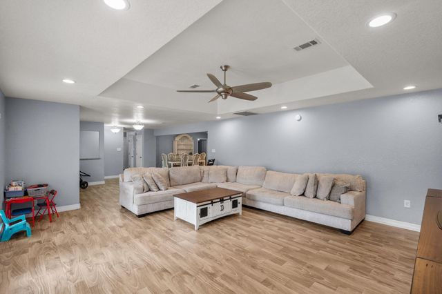 7010 Bluebird Lane, Alvin, TX 77511