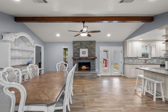 7010 Bluebird Lane, Alvin, TX 77511