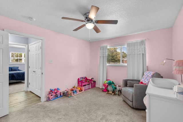 7010 Bluebird Lane, Alvin, TX 77511