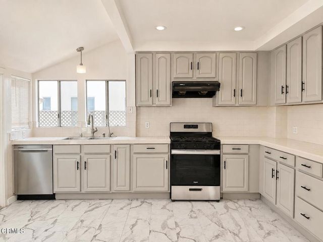 1941 Fletcher Avenue, South Pasadena, CA 91030
